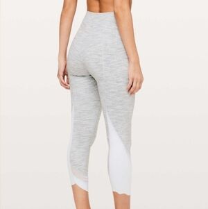 LULULEMON Wunder Under Crop II (Special Ed…